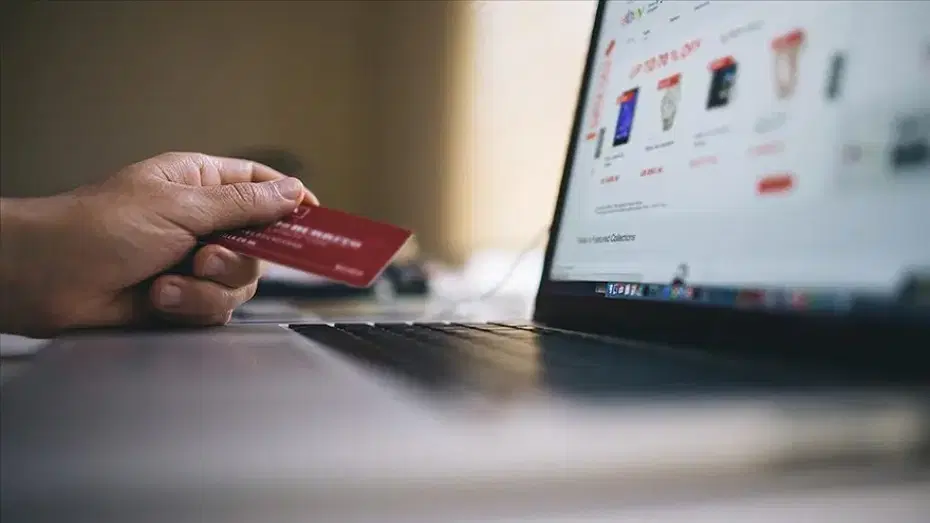 Online Alışverişte Sahte Yorum ve Puanlara Sıkı Denetim
