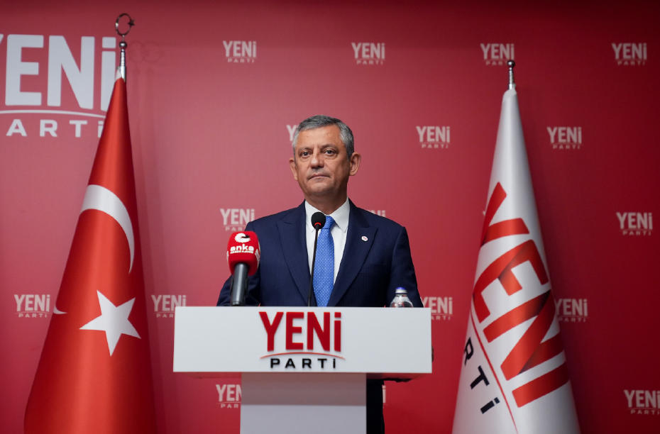 Adalet Bakanlığı'ndan Özgür Özel'in Fon İddialarına Sert Yanıt
