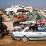 Gazas crowds the north road, joyful but anxious