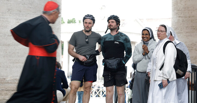 Internet cannot resist the conclave (real thing)