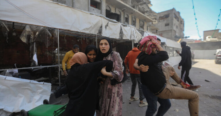 Air attacks Sterling Gaza while Israel announces plans to move more residents