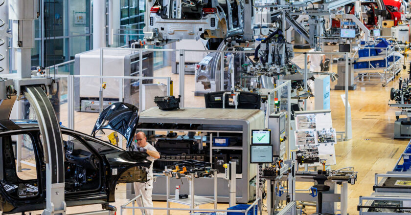 Volkswagen Halka Açık Tesisini Kapatıyor, Şirket Tarihinde Bir İlki Gerçekleştiriyor