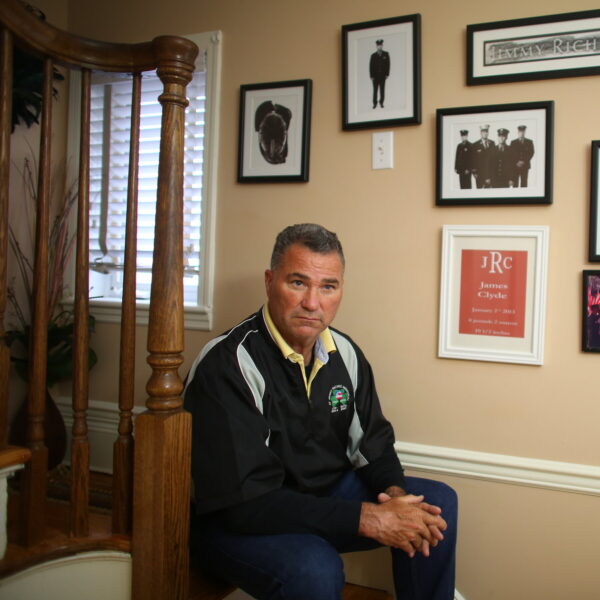 James Riches, 9/11’de Oğlunu Kaybeden İtfaiye Şefi, 74 Yaşında Hayatını Kaybetti