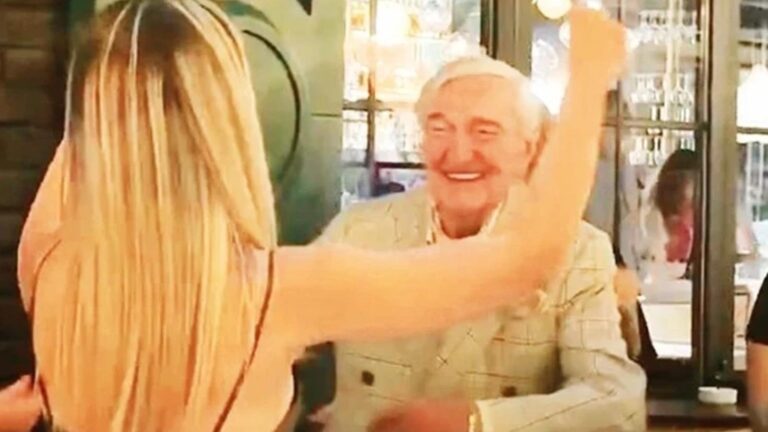 Rahmi Koç dansıyla gündemde! Yaşı merak edildi
